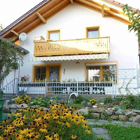 Ferienwohnung Hutterer Бад Грисбах Екстериор снимка